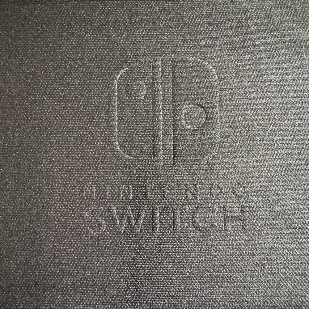 Nintendo Switch Carrying Case Black & Grey w/ Mesh Pocket and internal strap GUC - Picture 4 of 16